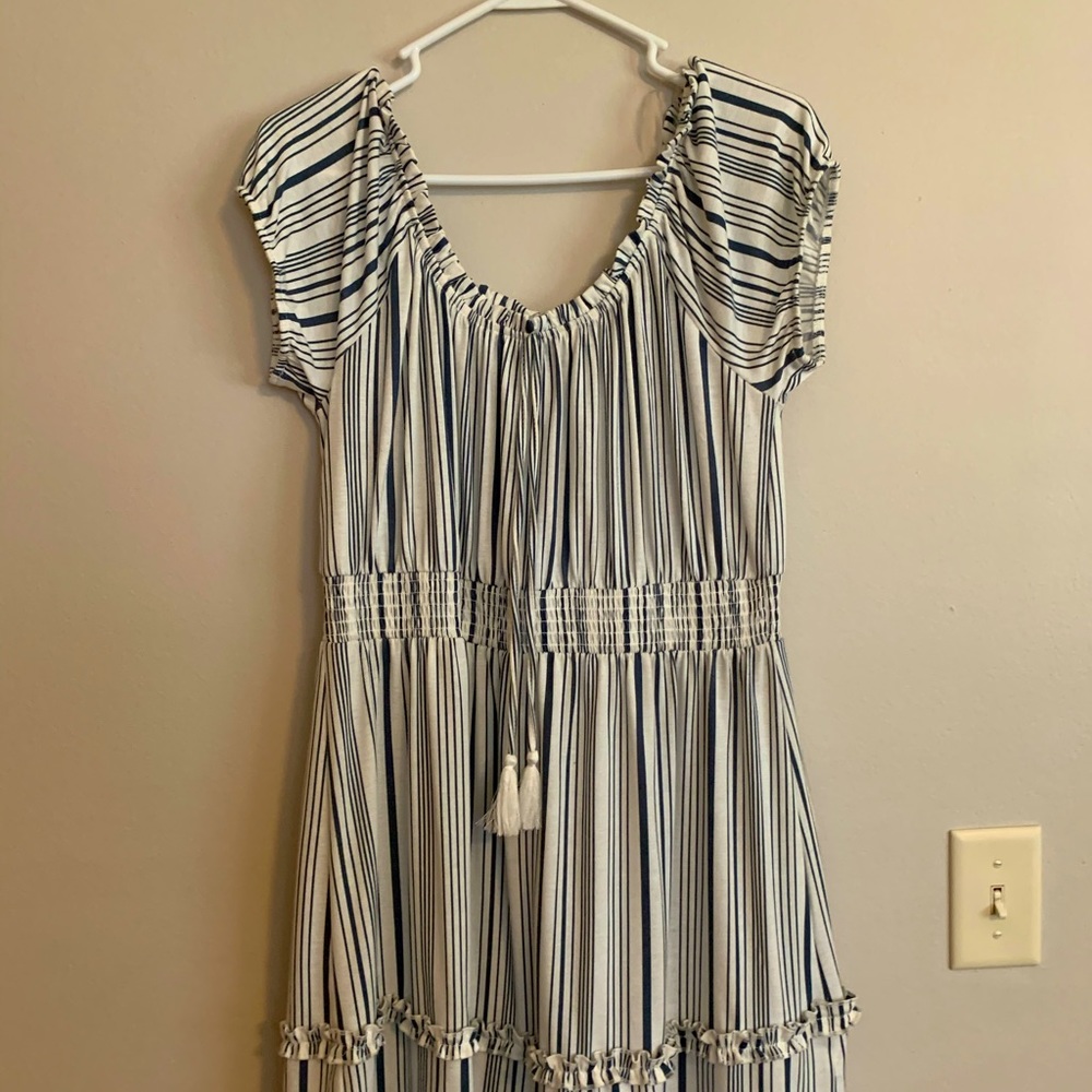 Navy blue/white off the shoulder sun dress